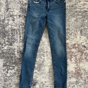 Women Abercrombie super skinny mid rise jean size 27/4 regular
